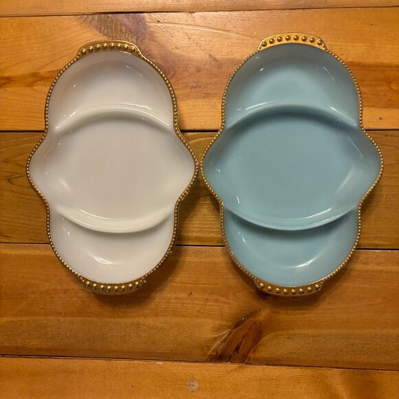 Fireking Divided Serving Dish - Picture 4 of 4